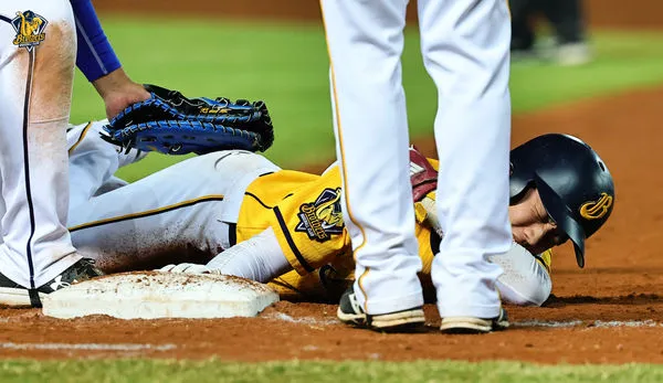 ▲中信兄弟張士綸受傷。（圖／中信兄弟提供）