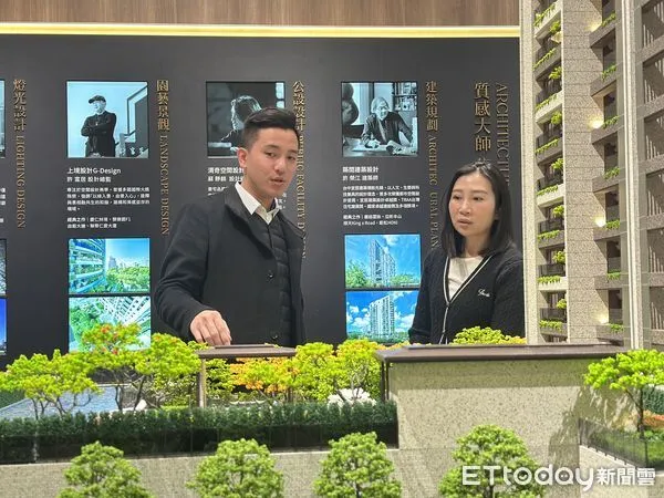 ▲▼房市,街景,預售屋,廣告,看板,賞屋             。（圖／記者陳筱惠攝）