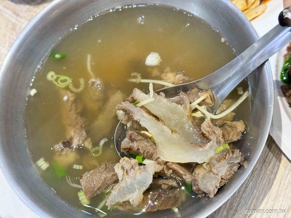 ▲▼台南限定！蛋香、酒香與溫體牛交融　濃郁又滑順一喝就愛上。（圖／台南好Food遊授權提供）