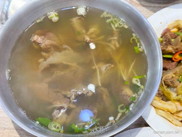 ▲▼台南限定！蛋香、酒香與溫體牛交融　濃郁又滑順一喝就愛上。（圖／台南好Food遊授權提供）