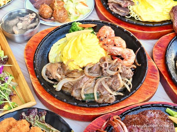 ▲▼鐵將創意鐵板料理｜台中海線創意鐵板料理全面升級自助吧2.0，披薩、炸物、湯品、熟食、甜點通通吃到飽。（圖／部落客糖糖授權提供）
