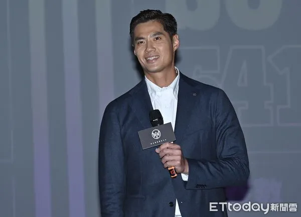 ▲▼陳偉殷引退記者會。（圖／記者李毓康攝）