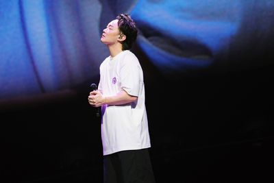 快訊／明天就要開唱　陳奕迅確診病倒...宣布「高雄演唱會延期」