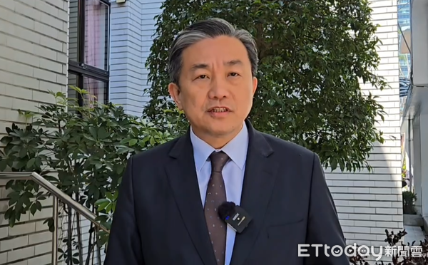 ▲台南地檢署偵辦立委林俊憲、王定宇罷免案的提議人名冊疑涉偽造文書案，聲押被告莊、劉等2人，台南地院21日下午召開羈押庭裁定2人羈押禁見。（圖／記者林東良翻攝，下同）