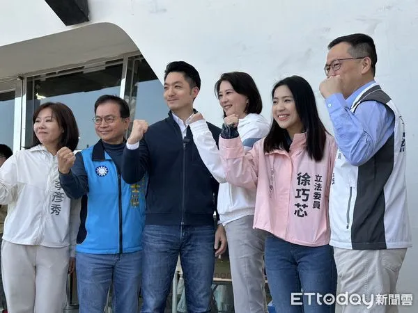 ▲▼台北市長蔣萬安與國民黨立委在花博合體。（圖／記者崔至雲攝）