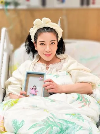 ▲▼陳文茜抗癌重大進展！「腦瘤被光子刀一舉打死了」。（圖／翻攝自臉書）