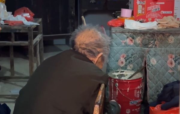 ▲▼93歲老翁性侵10歲少女！判15年「看守所拒收」。（圖／翻攝看看新聞）
