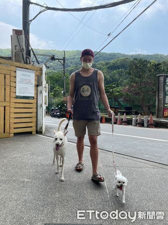 阿公以前養老虎。（圖／IG@ihsuan_yeh提供）
