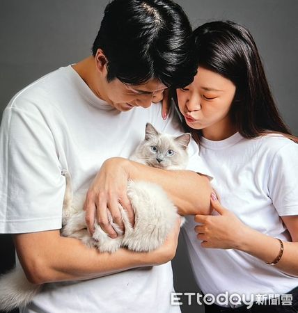 阿公以前養老虎。（圖／IG@ihsuan_yeh提供）