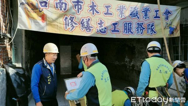 ▲台南市勞工局連結做工行善團致力於推動公益，協助改善弱勢家庭生活困境。（圖／記者林東良翻攝，下同）