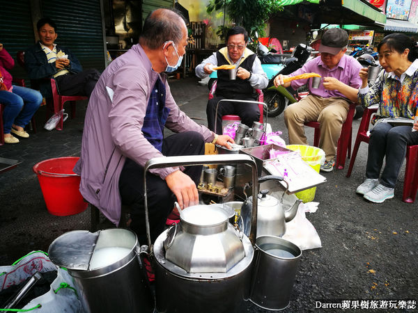 ▲嘉義南門包氏炭燒杏仁茶》嘉義早餐嘉義南門圓環杏仁茶推薦嘉義阿伯杏仁茶老店。（圖／部落客Darren授權提供）
