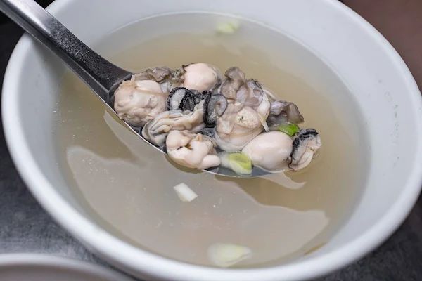 ▲▼阿芳肉燥飯。（圖／部落客美熊很愛吃授權提供）