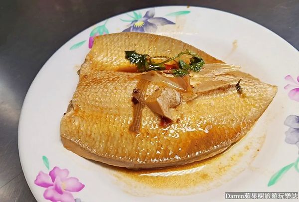 ▲▼岡山滷肉飯》南機場美食老司機私藏口袋美食南機場夜市旁鐵皮屋小吃攤推薦。（圖／部落客Darren授權提供）