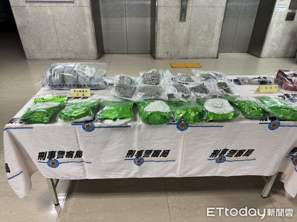 ▲刑事局偵破長榮海運現職、離職船員涉嫌走私上千萬元大麻毒品 。（圖／記者張君豪翻攝）