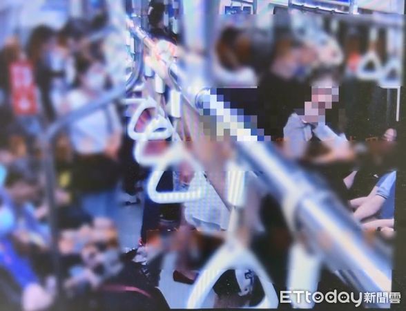 ▲東區一名婦女經常隨機攻擊路人砸毀車輛，遭網友戲稱「捷運小甜甜」 。（圖／記者張君豪翻攝）