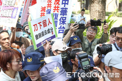 不鼓吹武統!八炯率眾怒吼「滾回大陸」 亞亞:我主張和平統一