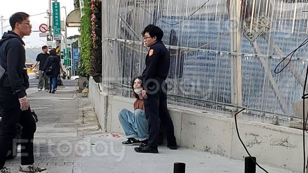 ▲▼ 台北市中山區新生北路三段發生一起警員追逐駕駛逮人事件 。（圖／記者黃彥傑攝）