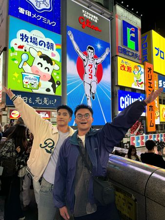 ▲《我家的事》藍葦華、高伊玲、曾敬驊與黃珮琪獲頒「藥師珍珠賞」最佳演出獎。（圖／牽猴子提供）