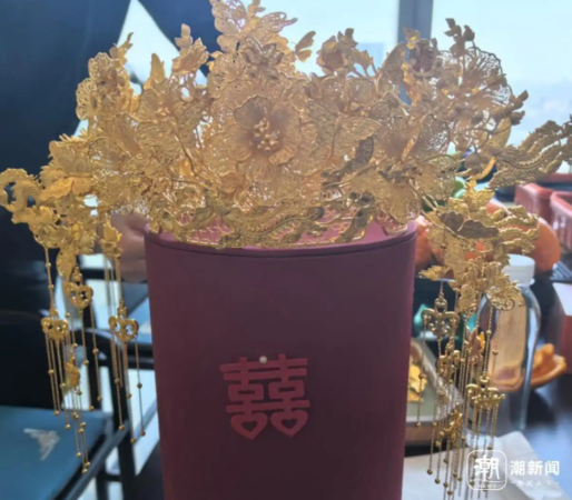▲▼陸婚禮用金買氣旺。（圖／翻攝自潮新聞）