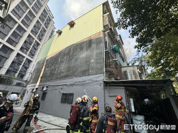 ▲▼       三重民宅火警      。（圖／記者陳以昇翻攝）