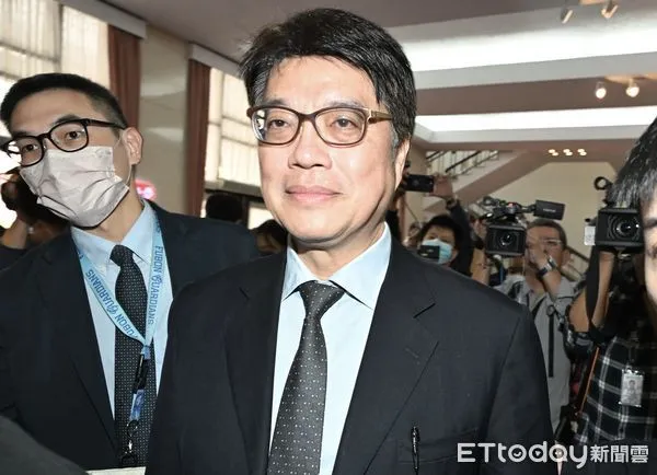 ▲▼陸委會主委邱垂正 聯訪 陸配亞亞案。（圖／記者屠惠剛攝）