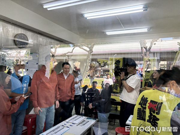 ▲國民黨罷免吳思瑤總部，朱立倫、黃呂錦茹出席。（圖／記者鄭佩玟攝）