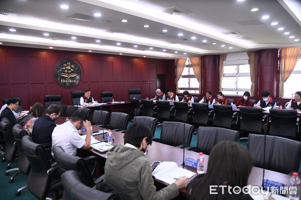 ▲▼賑災捐款專戶管理運用委員會24日召開114年度第一次會議。（圖／花蓮縣政府提供，下同）