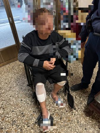 ▲雲林阿伯跨縣到彰化溪湖某嬉皮智取店持鐵鍬偷錢騎車逃逸自摔。（圖／警方提供）