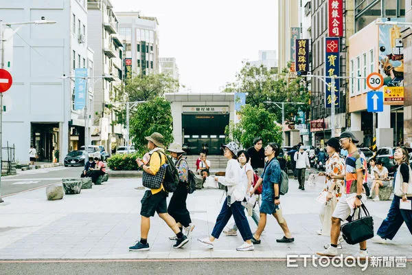 ▲黃祺瑋推薦可以這樣玩高雄            。（圖／記者許宥孺翻攝）