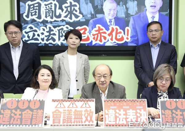 ▲▼民進黨立院黨團 召開 違法亂紀韓院長 記者會 柯建銘。（圖／記者屠惠剛攝）