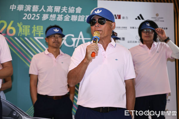 ▲巫啟賢出席慈善高爾夫球賽。（圖／記者林敬旻攝）