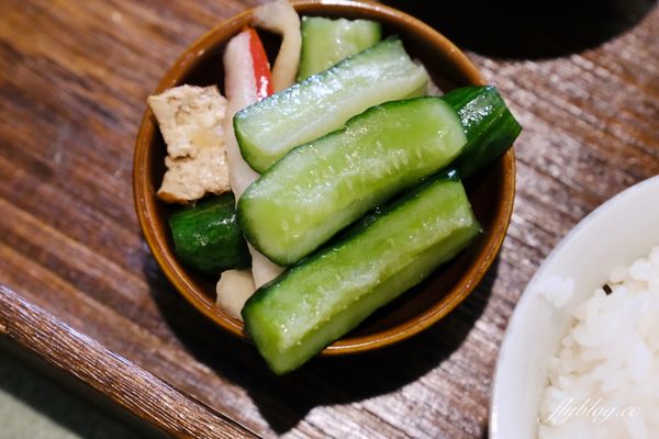 ▲▼有己咖啡．宛如走進華燈初上場景，台中深夜咖啡館推薦。（圖／部落客飛天璇的口袋授權提供）