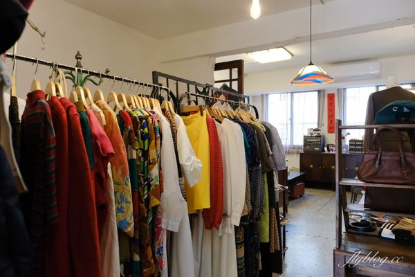 ▲▼有己咖啡．宛如走進華燈初上場景，台中深夜咖啡館推薦。（圖／部落客飛天璇的口袋授權提供）