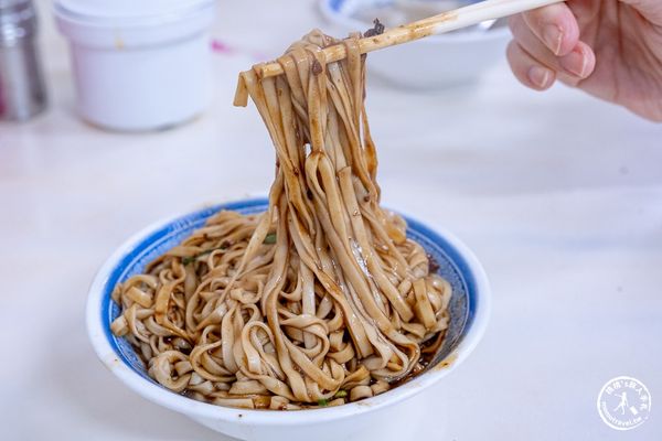 ▲▼宜蘭文昌炸醬麵-在地人推薦必吃！(交通停車.菜單價格)。（圖／部落客桃桃授權提供）