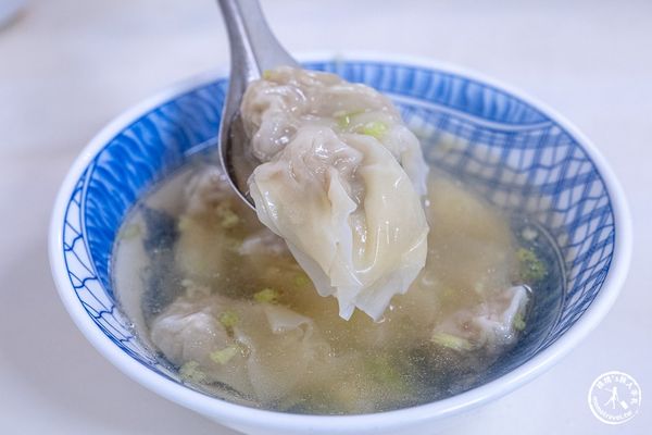 ▲▼宜蘭文昌炸醬麵-在地人推薦必吃！(交通停車.菜單價格)。（圖／部落客桃桃授權提供）