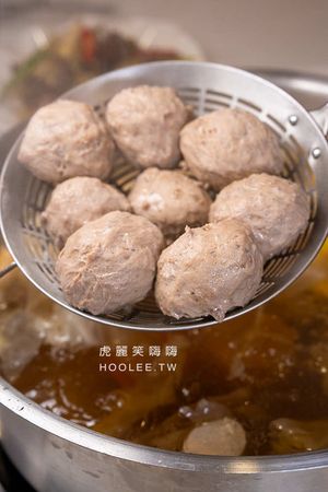 ▲▼山皇牛潮汕溫體牛肉火鍋(高雄)肉控必吃涮牛肉!產地直送多達10種部位,老饕推薦胸口油及手打牛肉丸。（圖／部落客虎麗授權提供）