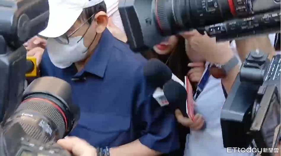 [討論] 上次死刑犯怎不哽咽，苗博雅怪怪的？