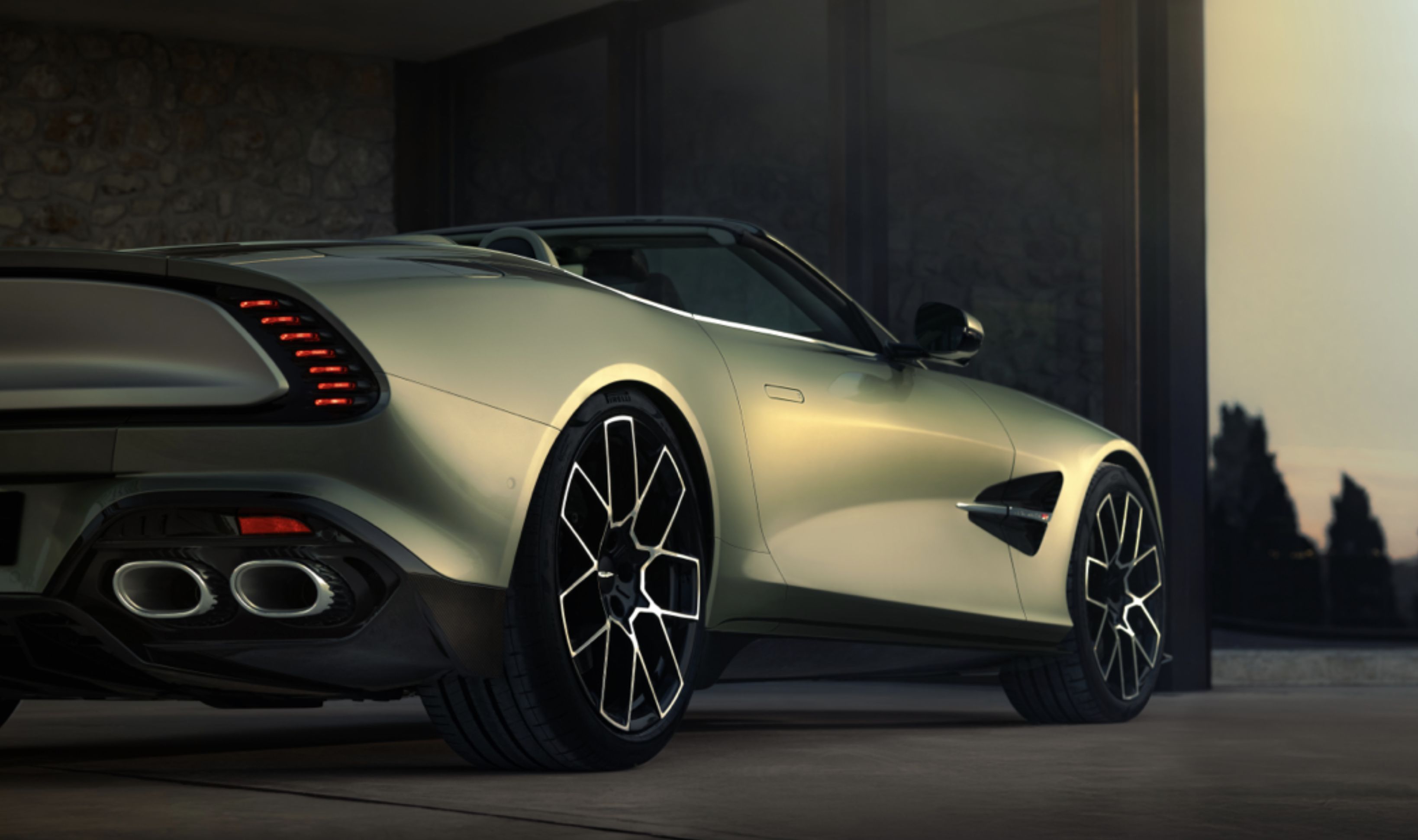 ▲Vanquish Volante。（圖／翻攝自Aston Martin）