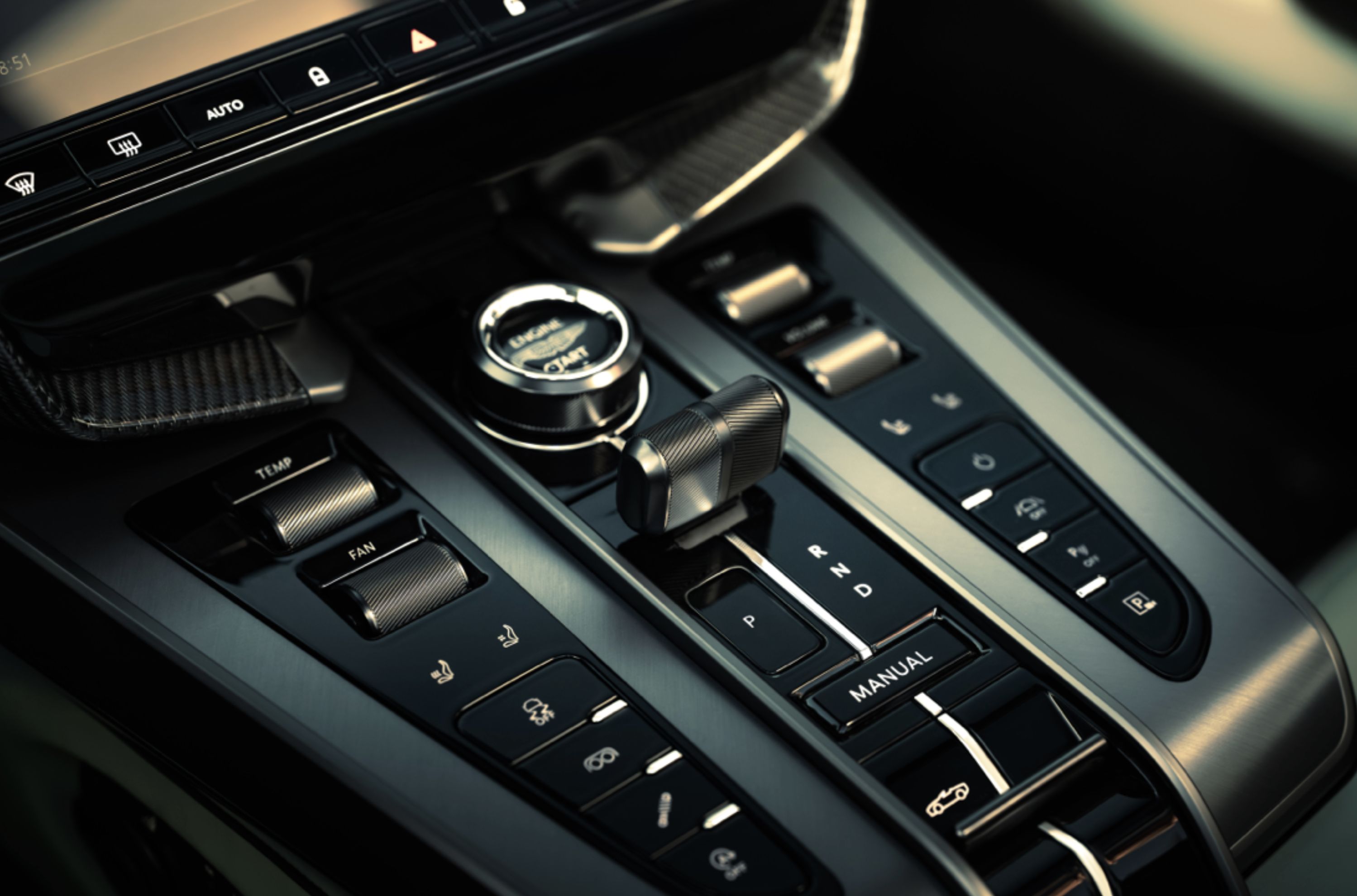▲Vanquish Volante。（圖／翻攝自Aston Martin）