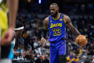 NBA「詹皇效應」太狂! 七六人開幕戰票價飆漲8.3倍
