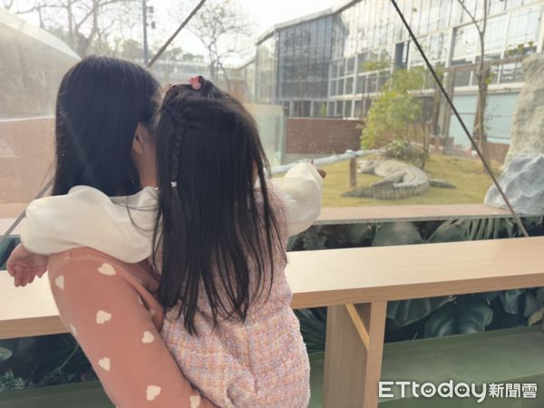 ▲頑皮世界動物園邀請所有大小朋友，於兒童節4天連假來參加《動物遊行嘉年華》，用最萌的動物裝扮，跟著動物花車遶場，在非洲戰鼓表演聲中，和熱情的動物互動。（圖／記者林東良翻攝，下同）