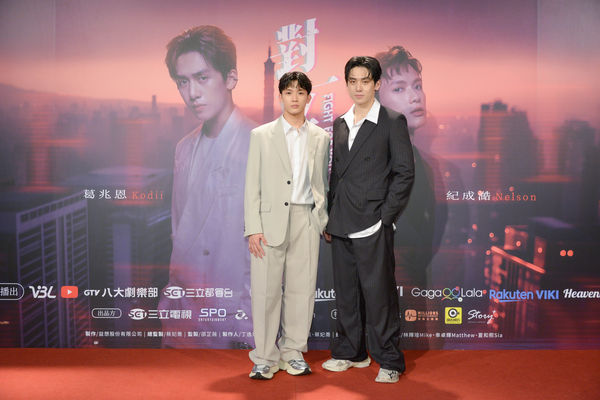▲幸卓輝、林輝瑝、紀成澔、葛兆恩、夏和熙出席《對立而已》首映會。（圖／三立提供）