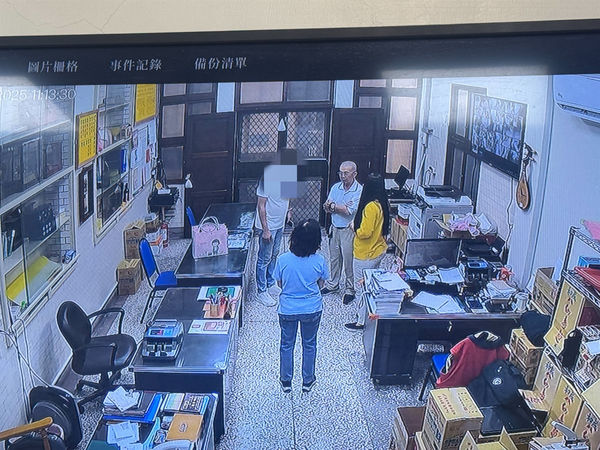 ▲50歲李姓男子以曾捐贈台南開基玉皇宮30萬元，因最近經濟不佳，要廟方回借20萬元，並揚言「若廟不借，將以自己的方式讓廟借出現金」，警方傳喚李男到案說明依恐嚇罪嫌函送法辦。（圖／記者林東良翻攝，下同）