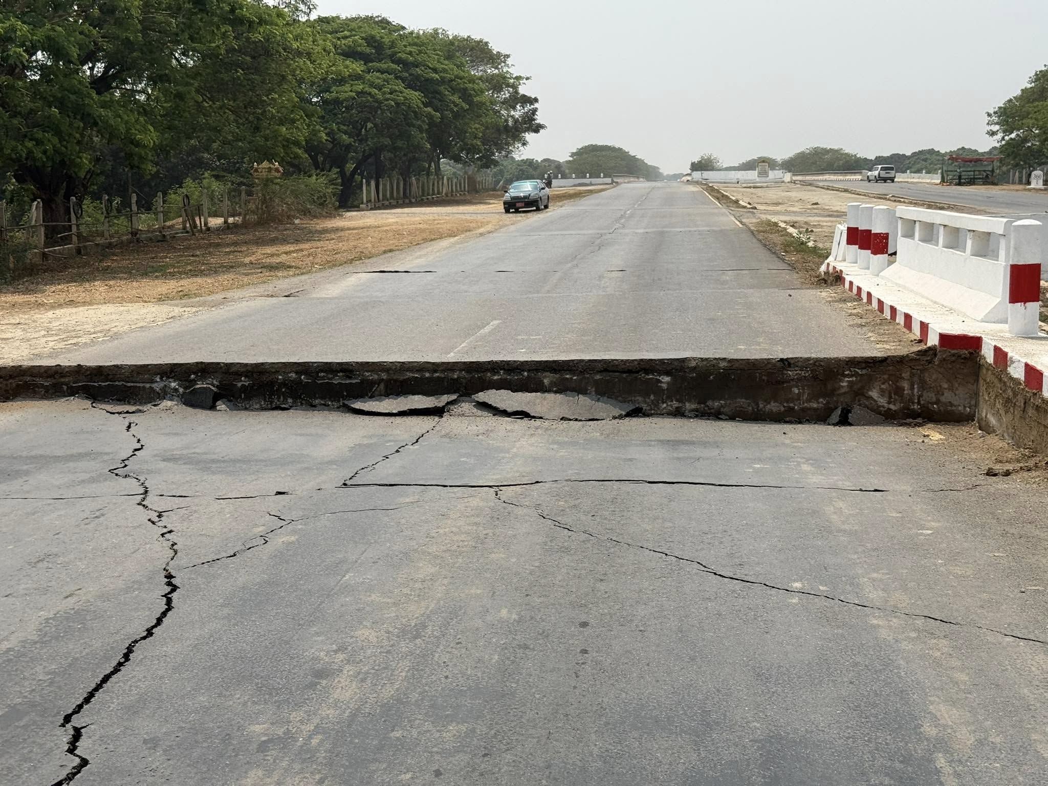 ▲▼仰光至曼德勒的高速公路無法通行。(圖/翻攝自X/Myaelatt_Athan)