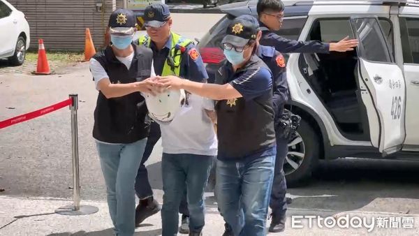 ▲網紅「夢戈」在台中街頭砍人行凶遭收押。（圖／民眾提供）