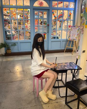 ▲緬甸7.7強震「虞書欣人在泰國」！　工作室緊急發聲。（圖／翻攝自虞書欣微博）