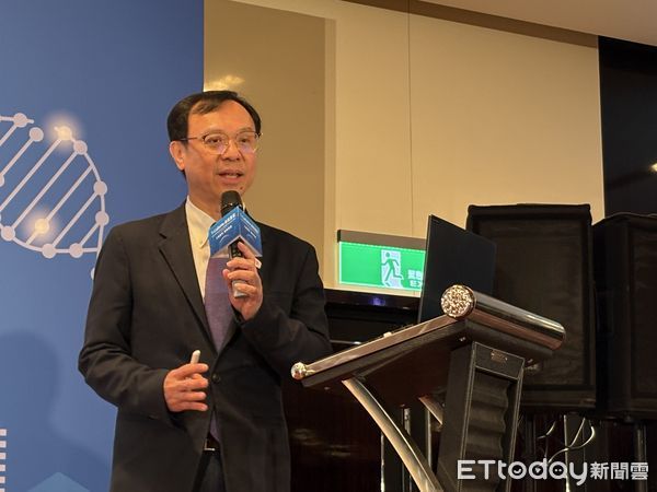 ▲▼健保署長石崇良出席第17屆亞洲糖尿病研究學會會議(AASD 2025)T-CaReME台北宣言簽署暨發佈儀式記者會。（圖／記者洪巧藍攝）