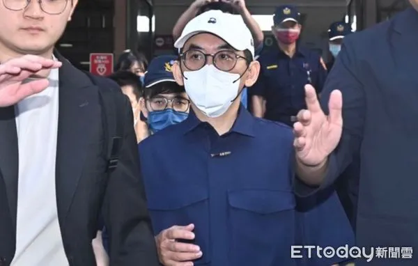 ▲藝人黃子佼涉及《兒少條例》引起公憤。（圖／記者李毓康攝） 