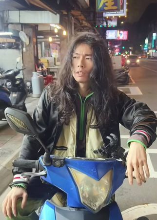 ▲瑋哥(右)希望跟酷炫拳上。（圖／翻攝瑋哥IG）