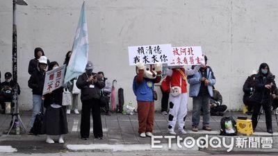 小草北所外靜坐遭挑釁　民眾黨新北黨部譴責籲警方依法究責